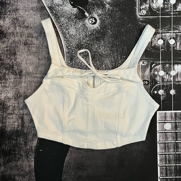 NWT Barbie Corset - Picture 7 of 8